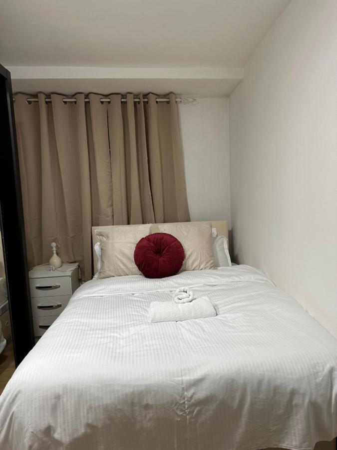 City Lodge Shadwell Лондон Экстерьер фото