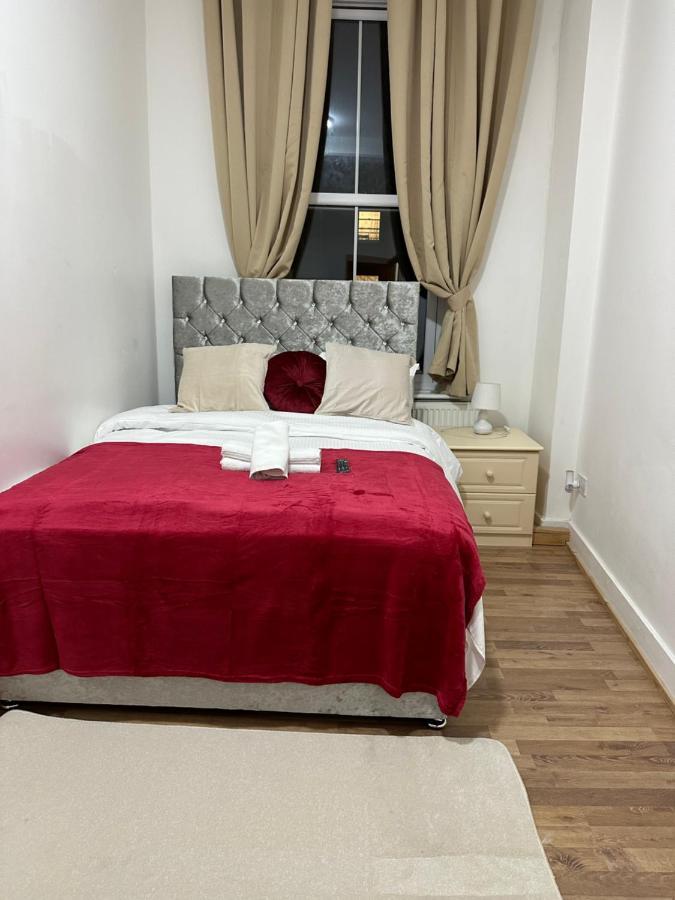 City Lodge Shadwell Лондон Экстерьер фото